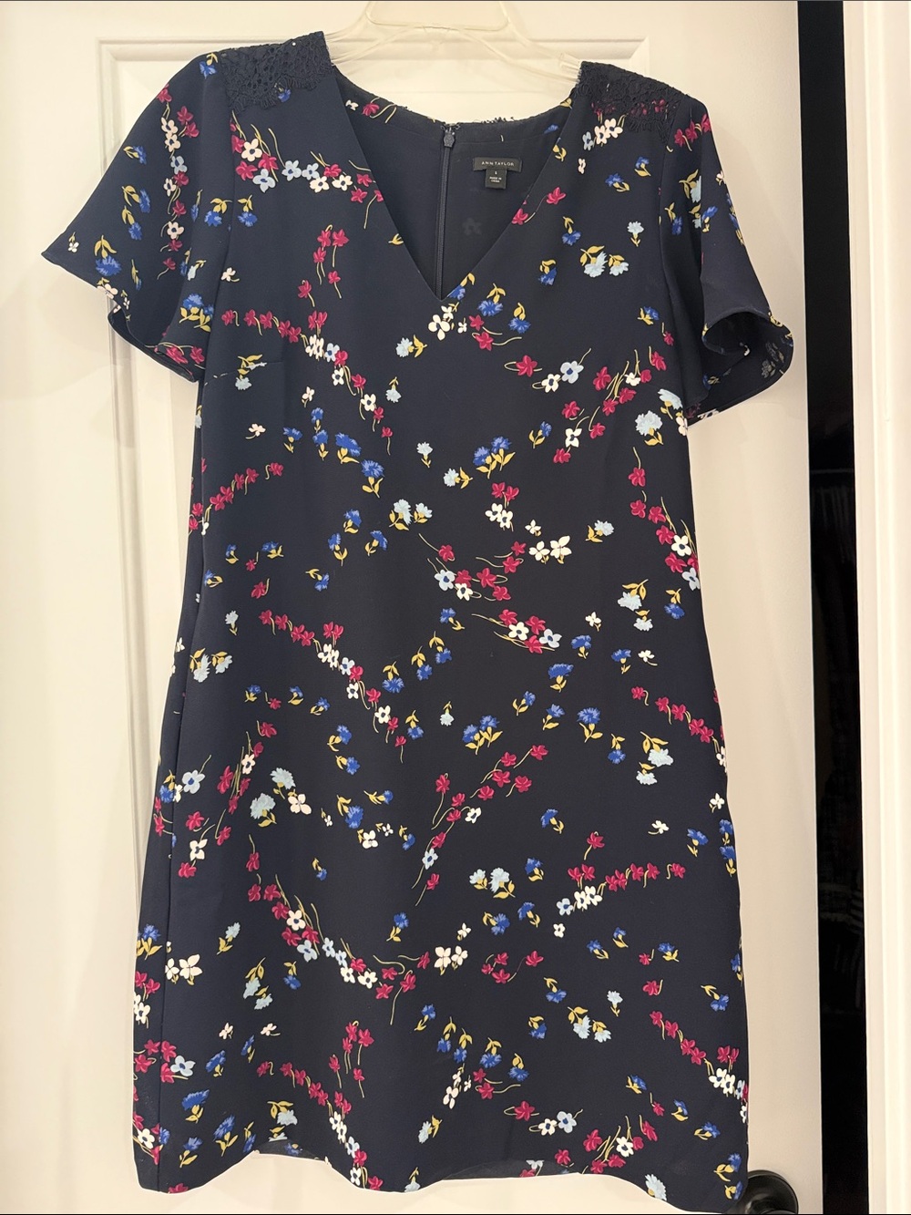 Ann Taylor Navy Floral V-Neck Shift Dress with Pink & Blue Accents
